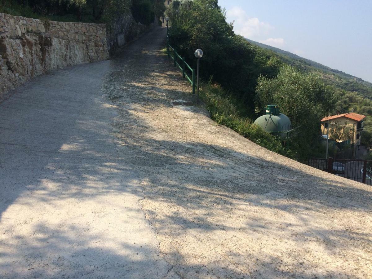 Appartamento Cadelagnel Castelletto Di Brenzone Εξωτερικό φωτογραφία